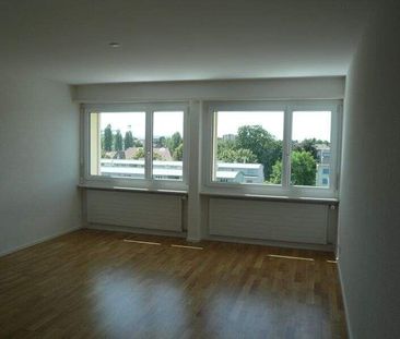 Cozy 1-room apartment in the heart of Frauenfeld - Photo 2