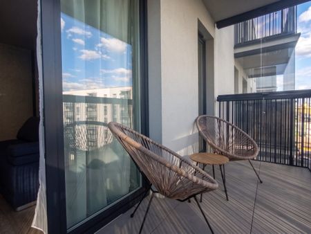 Zobacz>>>2-pokojowe mieszkanie przy stacji PKP 33.2 m² - Photo 2