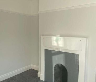 Goldenways, Wigan, WN1 - Photo 2