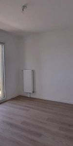 location Appartement T2 DE 38.5m² À NOISY LE GRAND - Photo 4