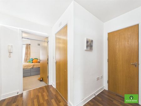 2 bedroom flat to rent - Photo 5