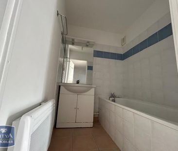 Location Appartement 3 pièces 54m² ST GILLES 30800 - Photo 4