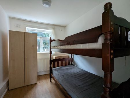 2 Bed Flat, Dorking Court, N17 - Photo 4