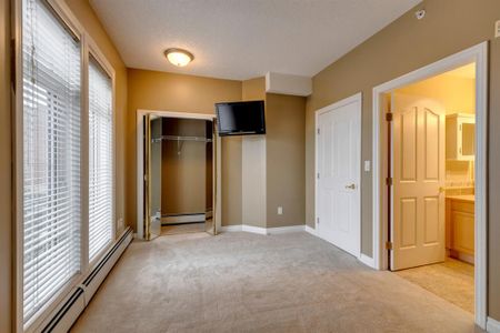 2 Bed Condo In Beltline With Undgr.Parking/In Suite Laundry/ Heat & Water Incl! - Photo 4