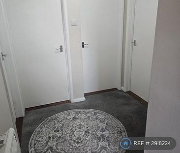 2 bedroom maisonette to rent - Photo 5