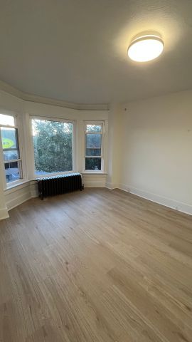 For Lease - 25 Norfolk Street, Norfolk, Ontario - Photo 4