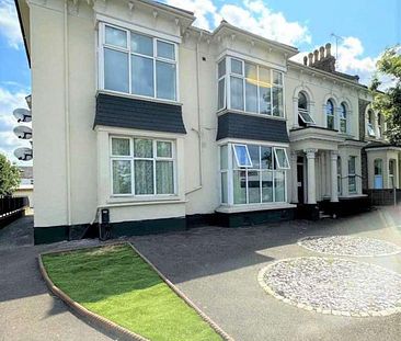 Overcliffe, Flat With Parking, Gravesend, DA11 - Photo 2