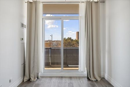 For Lease - 9471 Yonge Street Unit# 230, Richmond Hill, Ontario - Photo 3