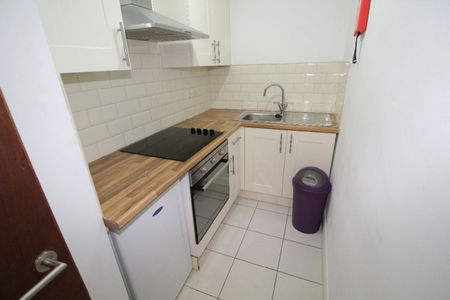 Flat , - Moor Lane, Preston - Photo 5