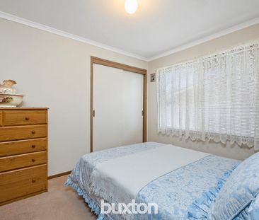 Perfectly Positioned Home In Grovedale - Photo 2