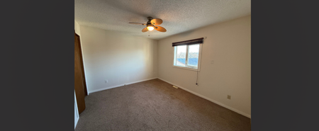Full 3 Bedroom House in Forest Grove - Photo 4