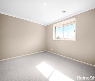 9 Grain Road, Wyndham Vale, VIC 3024 - Photo 2