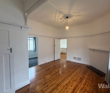 PLEASE DO NOT ATTEND THE PROPERTY BOOK YOUR ONLINE VIDEO TOUR – SEE... - Photo 2