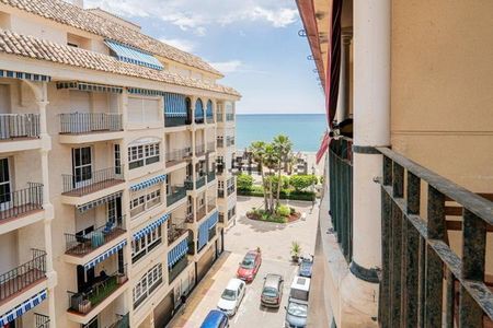 Alquiler de piso en Puerto de Estepona - Photo 4