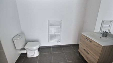 Location Appartement 2 pièces 42m² - Photo 4