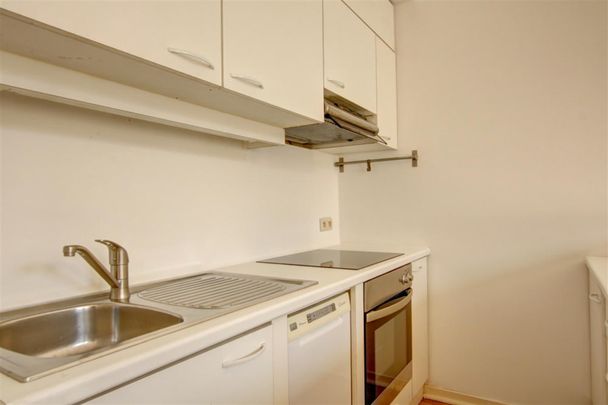 Flat - for rent - Photo 1