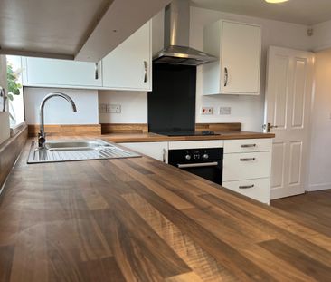 3 Bed Terraced House, Psalters Lane, S61 - Photo 4