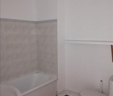 1 pièce - Meublé - 28,59 m² - 1er étage - Colocation non autorisée - Photo 4