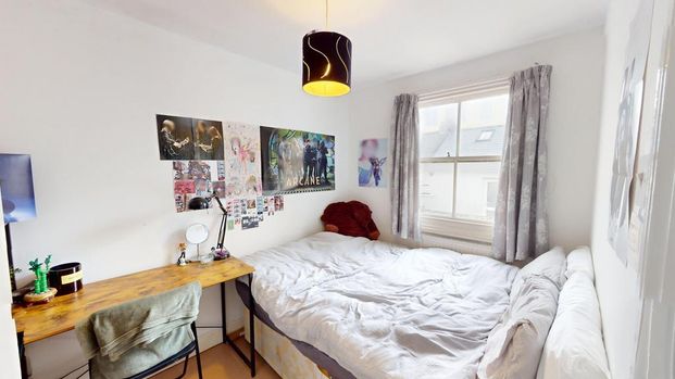 3 bedroom terraced house to rent - Photo 1