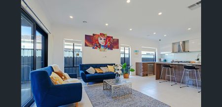 Beautiful Family Home! - Photo 2