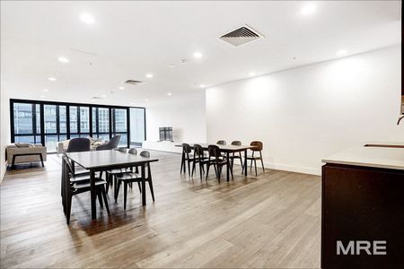 1004/65 Dudley Street, West Melbourne - Photo 4