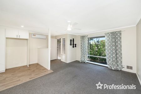 Neat Duplex! - Photo 4
