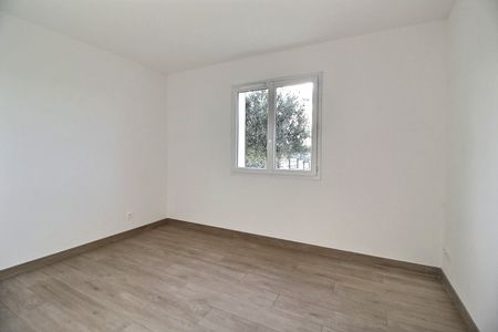 À LOUER - Belle villa 126m² récente 2021 avec jardin et terrasse - Quartier résidentiel, - Photo 4