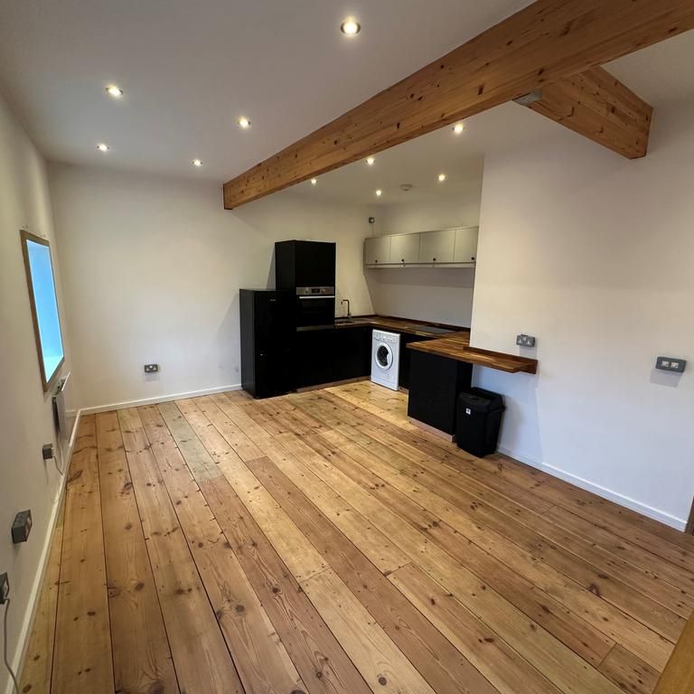 1 bedroom flat to rent - Photo 1