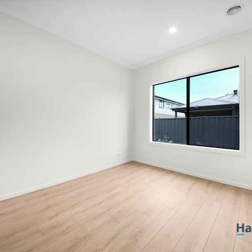 “Beautiful family Home In MT Atkinson” - Photo 1