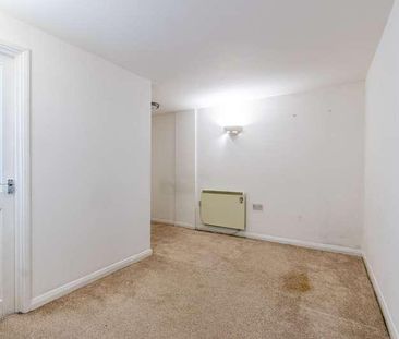 Marthus Court, Liskeard, PL14 - Photo 5