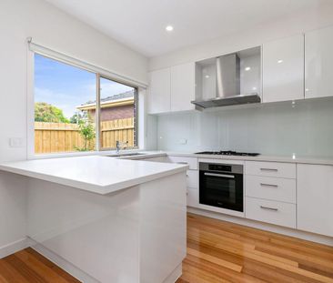 Modern House with Fireplace & Seperate Study - Photo 6