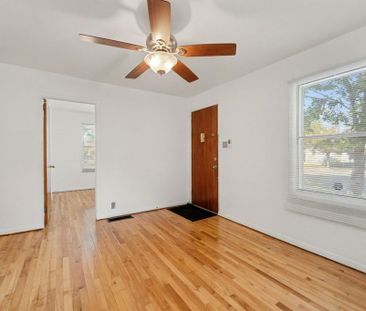 For Lease - 967 Merivale Road, Carlington - Central Park, Ontario - Photo 1