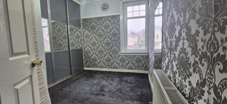 4 bedroom terraced house to rent - Photo 4