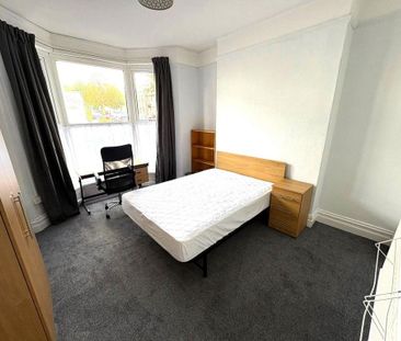 5 bedroom terraced house to rent - Photo 3