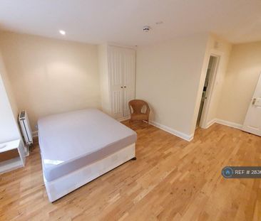 2 bedroom maisonette to rent - Photo 6