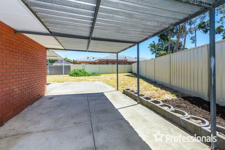 Neat Duplex! - Photo 3