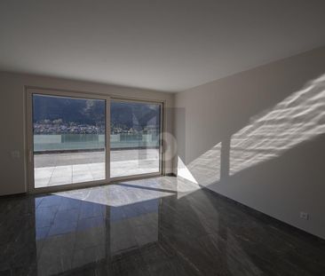 MERAVIGLIOSO ATTICO VISTA LAGO - Photo 1