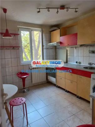 Inchiriere apartament 2 camere Romancierilor - Photo 1
