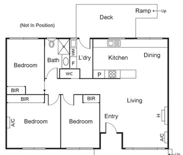 Fully Renovated bright, spacious family home with comfortable living - Photo 1