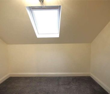 Little Dytchleys, Coxtie Green Road, Brentwood, Essex, CM14 - Photo 6