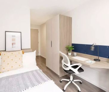 Ensuite Silver - Photo 4