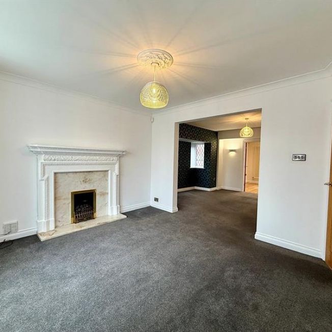 5 Bedroom Detached To Let - Photo 1