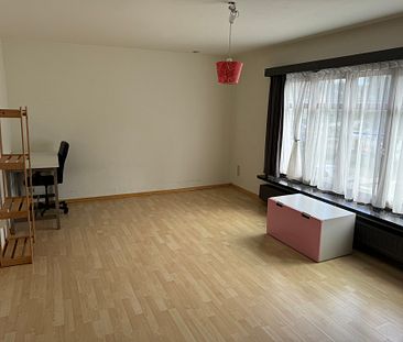 Ruim 3-slaapkamer appartement met terras te Lichtaart - Photo 3