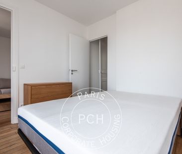 Rue Mathurin Régnier, - Photo 1