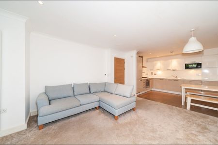 1 Bed Flat, Gordon Road, SE15 - Photo 3