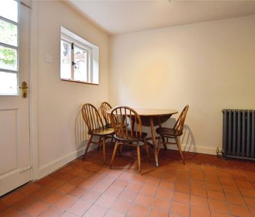 2 bedroom terraced house to rent - Photo 1
