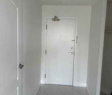 For Lease - 3 Rowntree Road Unit# 901, Toronto, Ontario - Photo 3