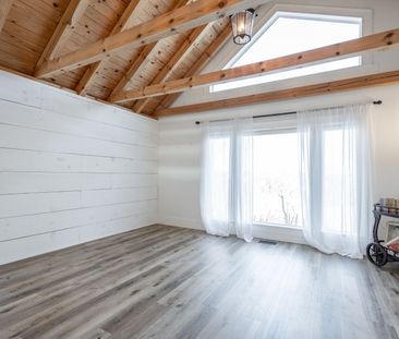 For Lease - 9 Napier Street, Vaughan, Ontario - Photo 5