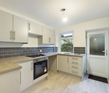 2 bedroom terraced house to rent - Photo 5