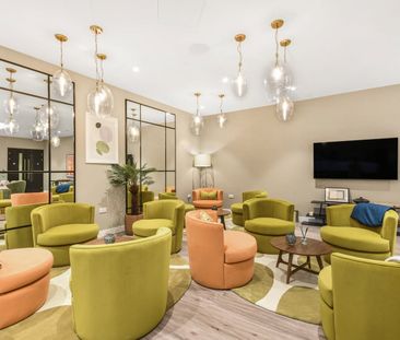 1 Bed Flat, Eastern Building, SE1 - Photo 1